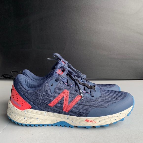 New Balance NITREL v3 Trail Running Shoes‎ Women’s Size 8 Blue Sneaker - Picture 1 of 13